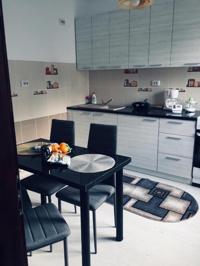 Alessia Residence Câmpulung Moldovenesc Buitenkant foto